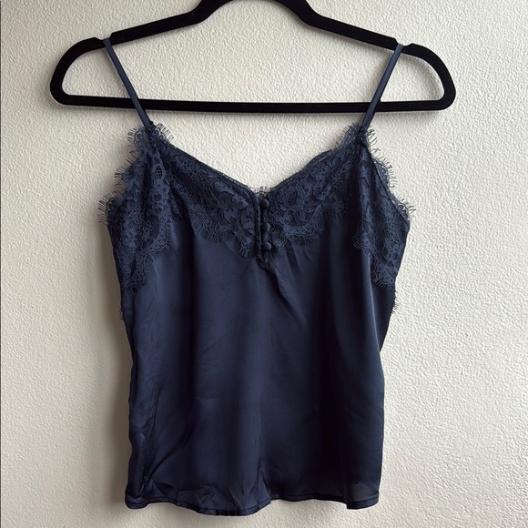 Set of 3- Elegant Lace Striped Cami Top - Picture 6 of 11